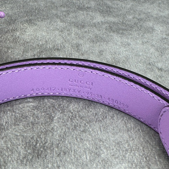 Gucci Azalea Double G Calfskin Enamel Monochrome 20mm Belt Purple 419417 95/38 - Picture 6 of 9